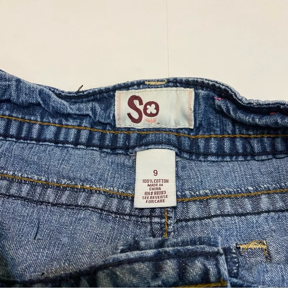 68. ⭐️ SO! Jeans shorts size 9 - Picture 4 of 5